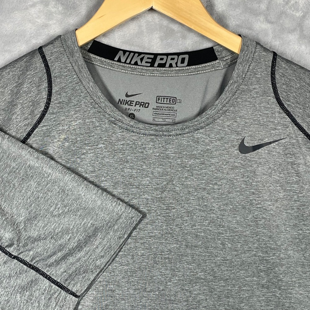 Nike Pro Dri-FIT Mens XL Gray Heathered Fitted Short Sleeve Training Shirt 4878